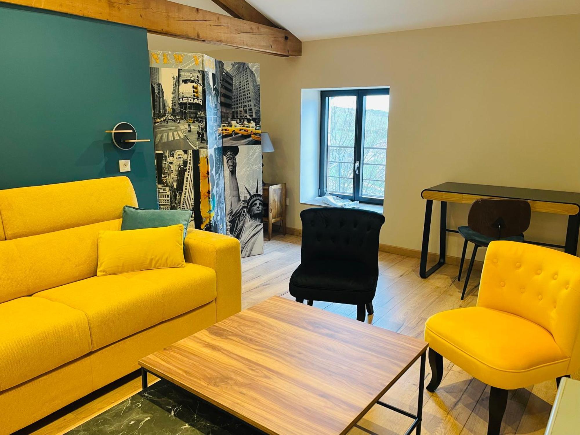 Au Petit Bonheur chez Bambina Hotel Leynes Eksteriør billede
