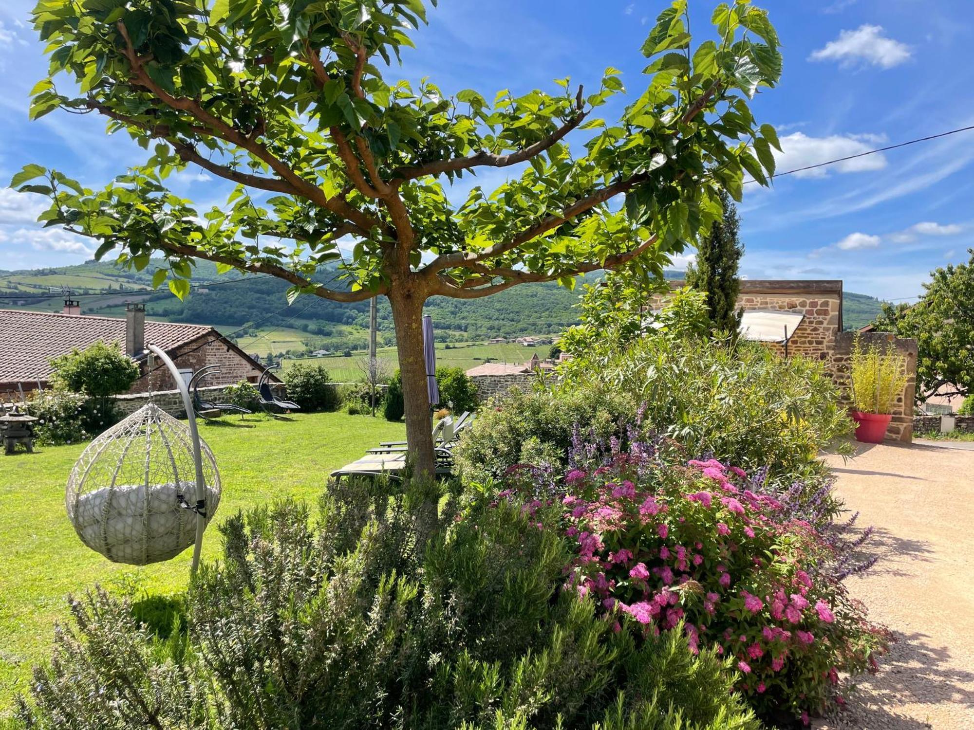Au Petit Bonheur chez Bambina Hotel Leynes Eksteriør billede